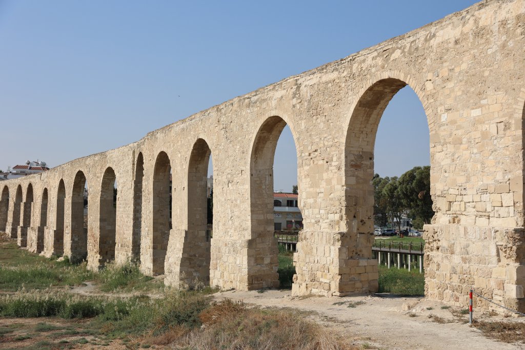 Located on the outaskirts of Larnaca, and boasting more than 20 arches which are still intact, the Kamares Aqueduct is an 18th-century aqueduct that was built in the Roman style.