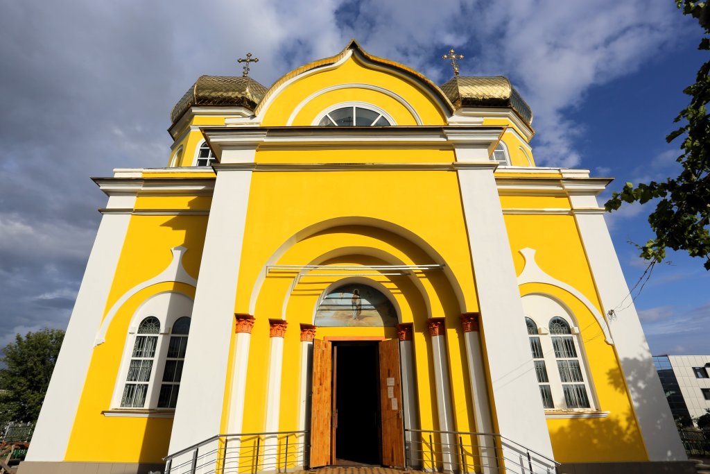 The St. John the Baptist Cathedral in Comrat, Gagauzia is believed to have been built between 1820 and 1840.