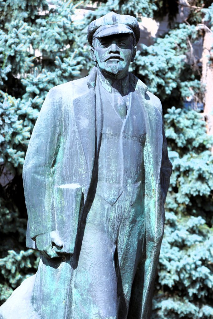 A statue of Lenin in Comrat, Gagauzia.