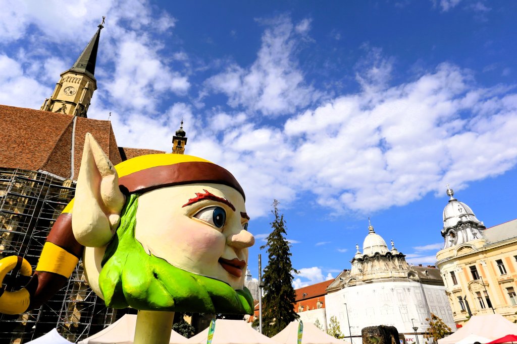 Home to 335,000 souls, Cluj-Napoca is the largest city, and capital, of the Transylvania region of Romainia.