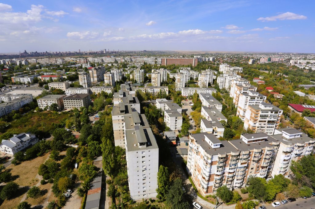 A view of the city of Galați, from the restaurant in the Galați TV Tower.