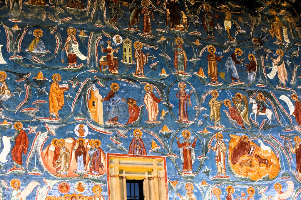 Voronet Monastery features an abundance of frescoes featuring an intense shade of blue commonly known as 'Voronet Blue'. The composition of the paint continues to remain a mystery even now, more than 500 years after the church was built.