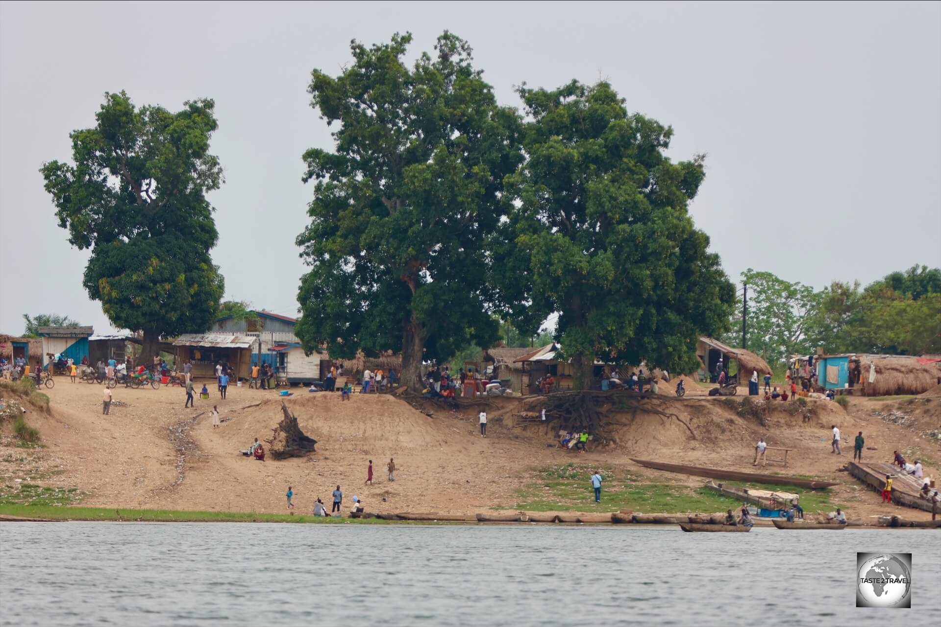A view of a village, on the DRC side of the Ubangi River.