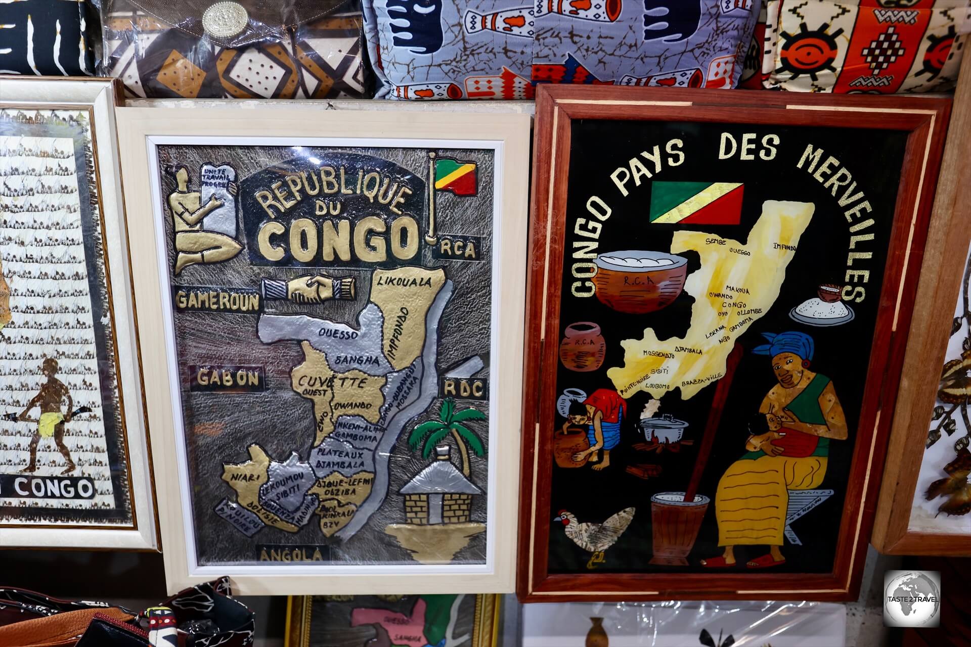 Souvenir metallic maps of the Republic of the Congo make for unique souvenirs.