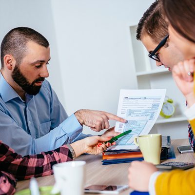 مطلوب محاسبين من كلا الجنسين حديثي التخرج لشركة كبرى