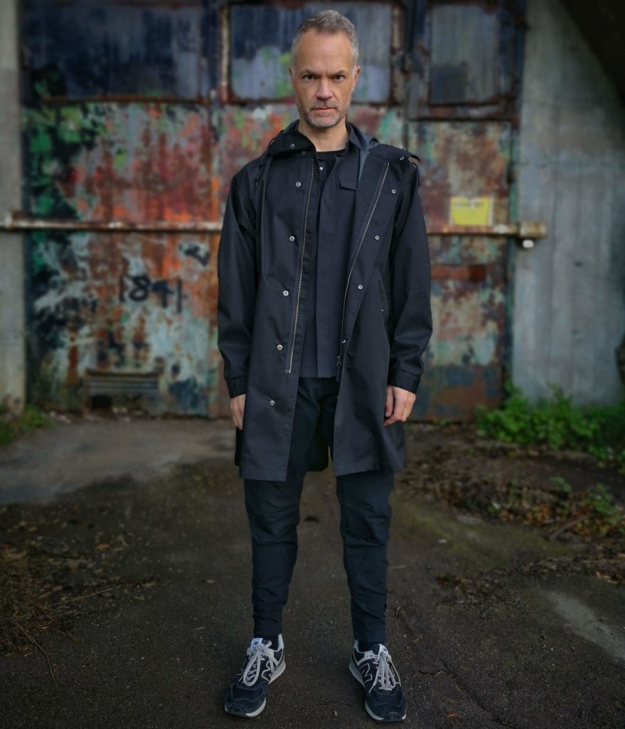 Black Skyline LS layered between a Uniqlo Fishtail Parka and a COS merino t-shirt.