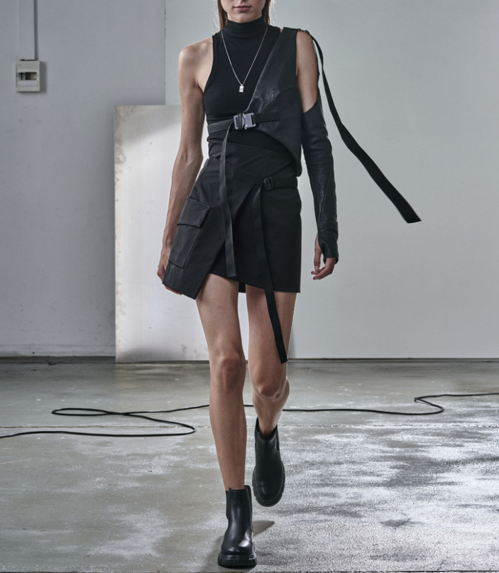 The Techwear Miniskirt: Enfin Levé's Bildu Skirt Reviewed