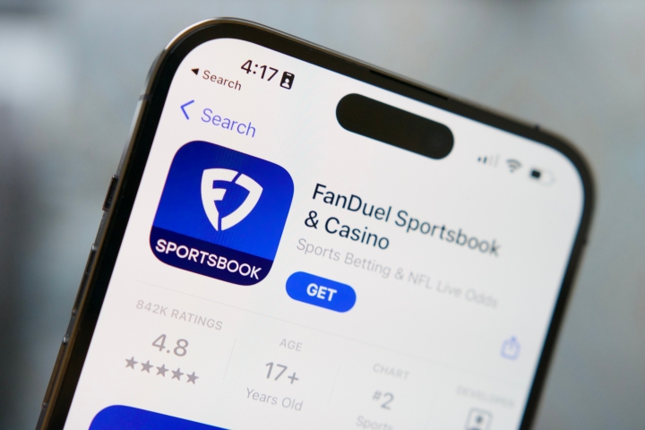 FanDuel app on an iPhone.