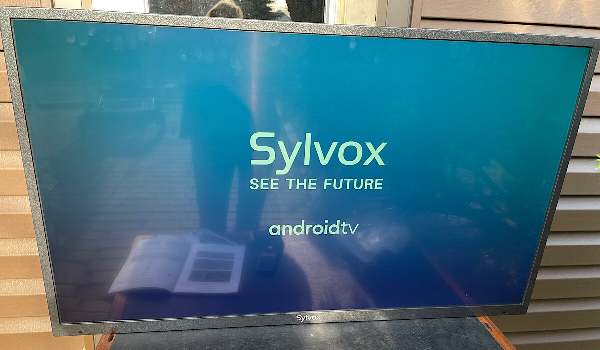 Sylvox Outdoor Tv Logo