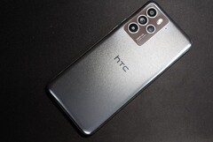 A new HTC smartphone? (Source: PTT.cc via Abhishek Yadav)