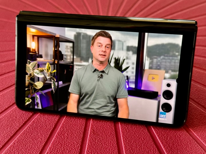Google Pixel Fold in Obsidian tent mode for YouTube video.