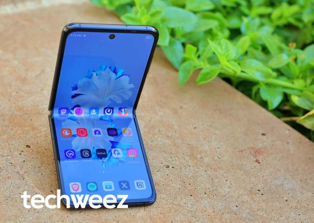 TECNO Phantom V Flip 5G
