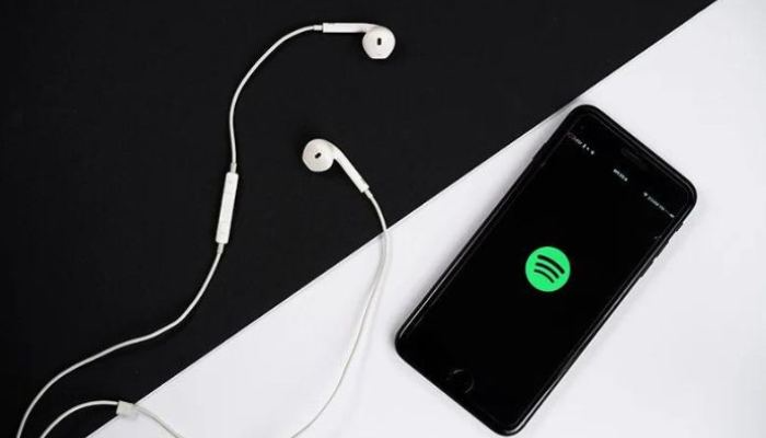 Cheating the Spotify System: Buying Plays to Boost Your Artist Account