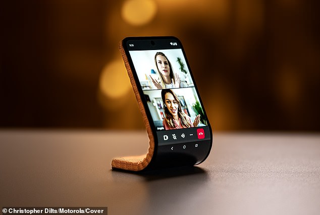 Motorola has already unveiled a flexible phone that bears a striking resemblance to the AI-generated images created by experts