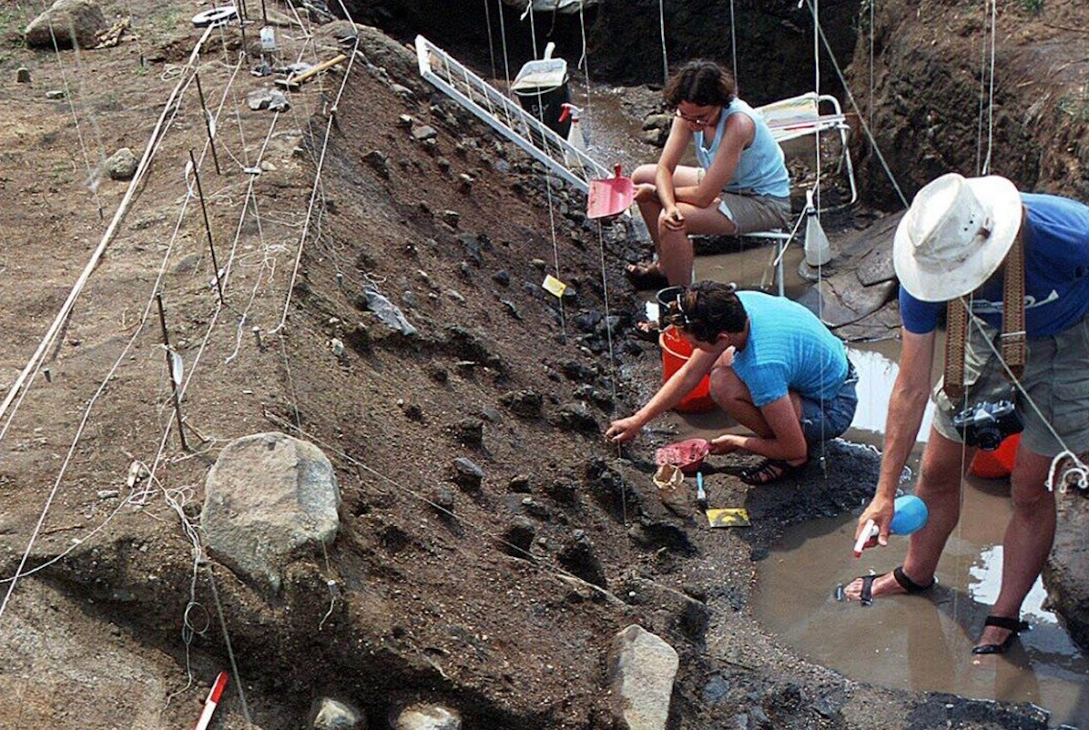 Excavations at Gesher Benot Ya'akov