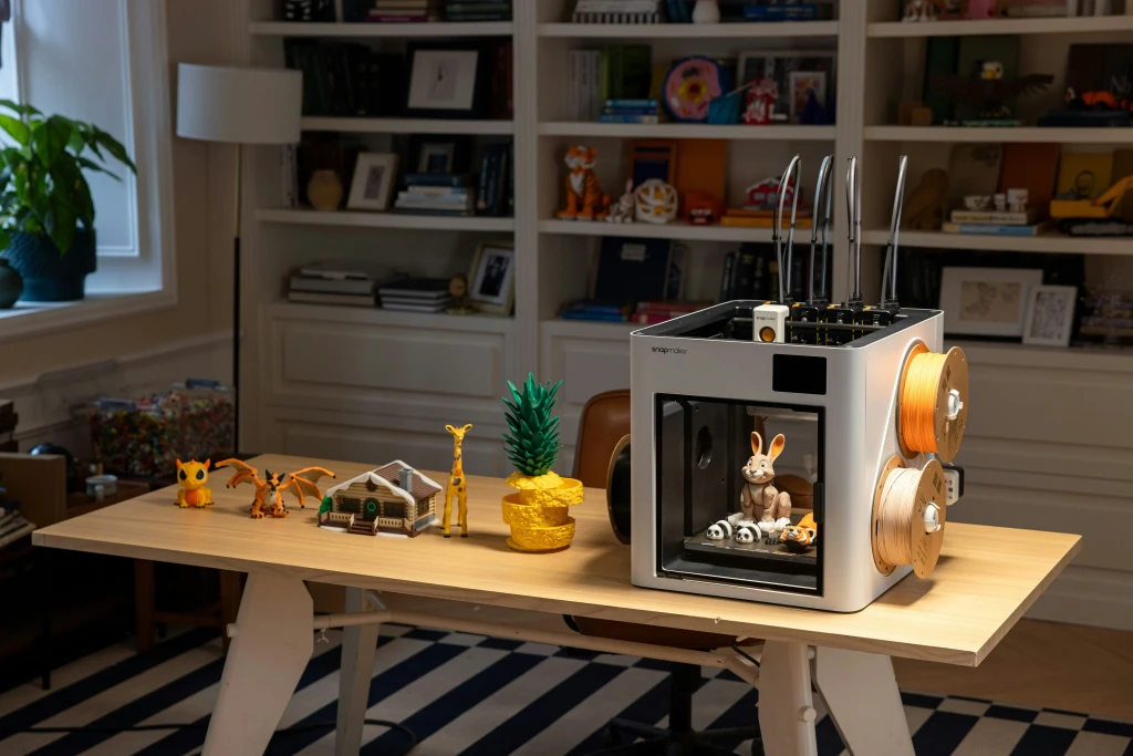 snapmaker-3d-printer-PTttkdv-Kfk-unsplash