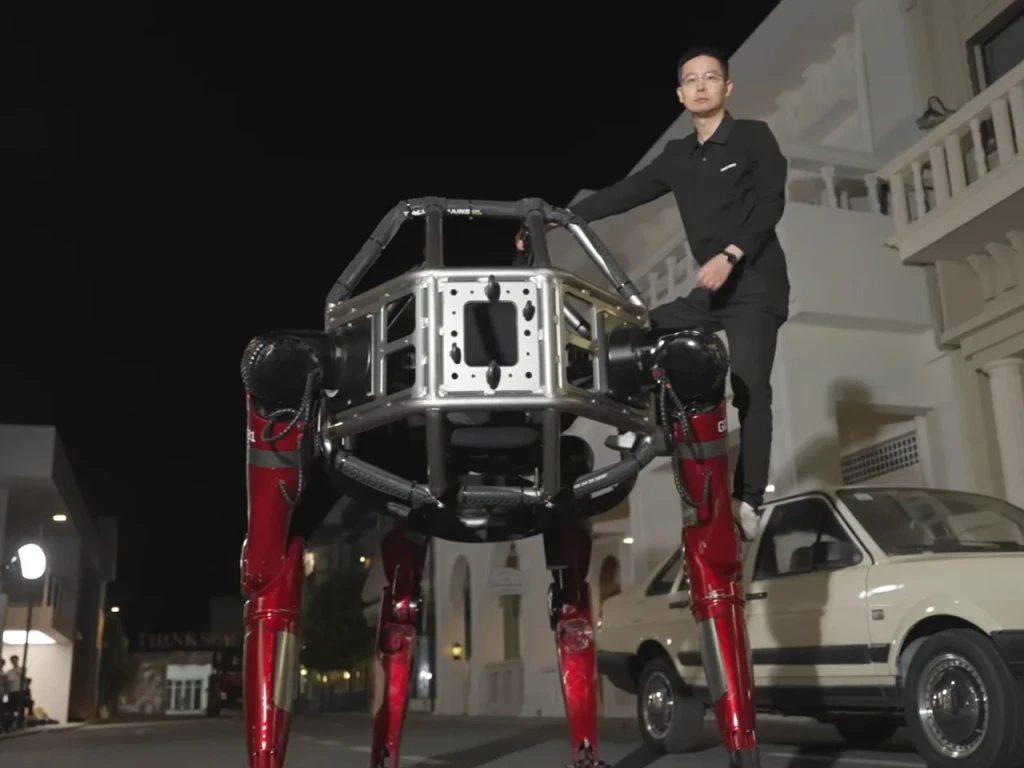Unitree-Robotics-GD01-Humanoid-Mecha-3