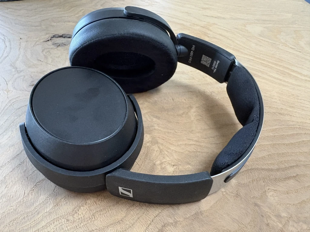 Sennheiser HD 480 PRO Plus anmeldelse: Lukket studiehovedtelefon med seriøs kontrol 12 IMG_8977