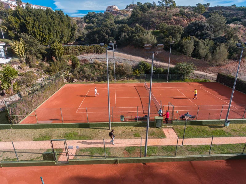 Escuela de tenis para niños