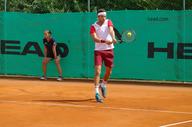 Juega al tenis en la Costa de Sol