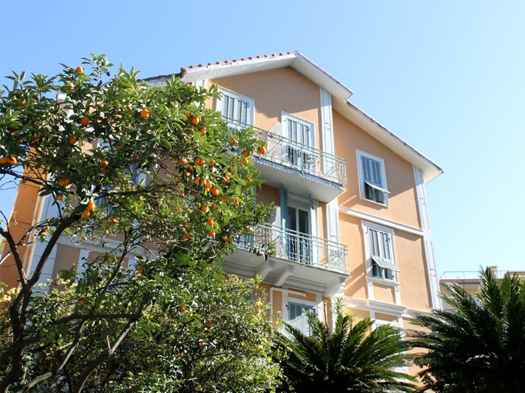 Vous pouvez trouver des oranges partout à Bordighera.