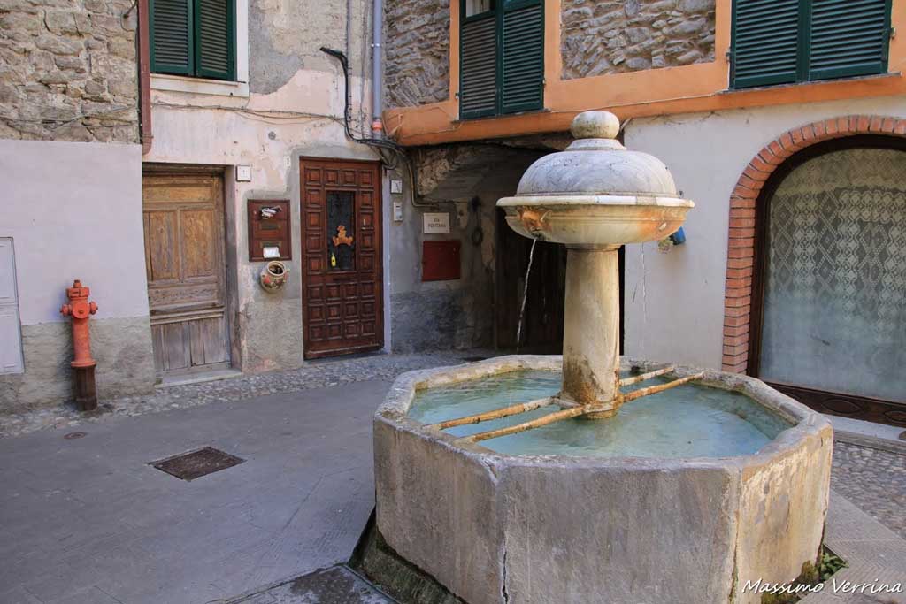 The Fountain - Isolabona - Val Nervia