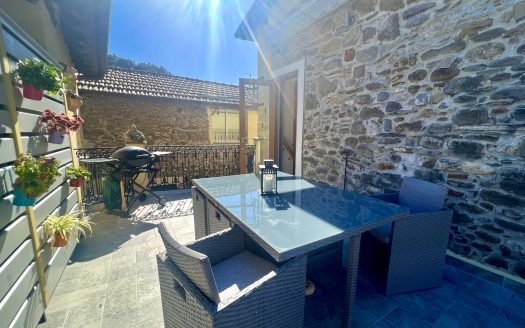 Exceptional 3-Bedroom Townhouse for Sale in Dolceacqua / DA 884