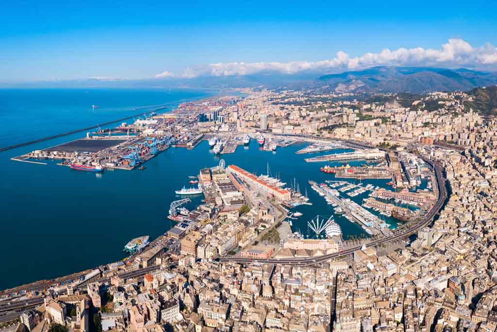 Dieses Mal nehmen wir Sie mit auf eine Reise nach Genua (italienisch: Genova). Sie verbindet den westlichen und den östlichen Teil von Ligurien als dessen Hauptstadt an der Riviera.