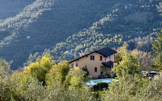 Country house for sale in Isolabona / IB 951