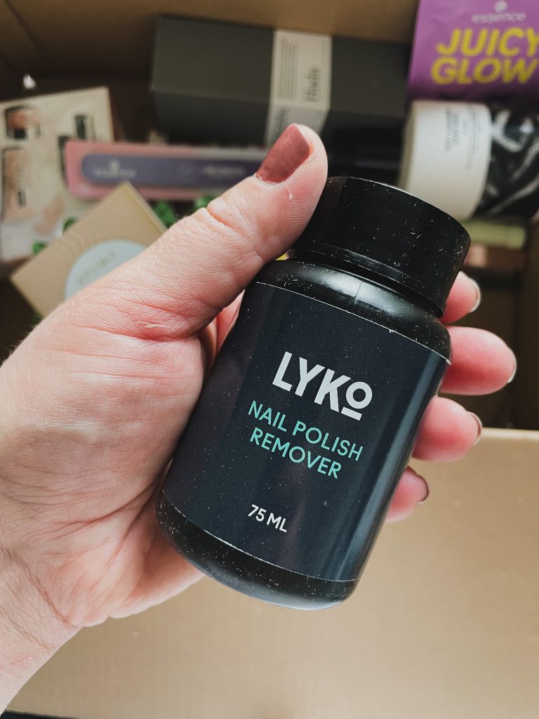 Handla billiga skönhetsprodukter i Lykos Outlet