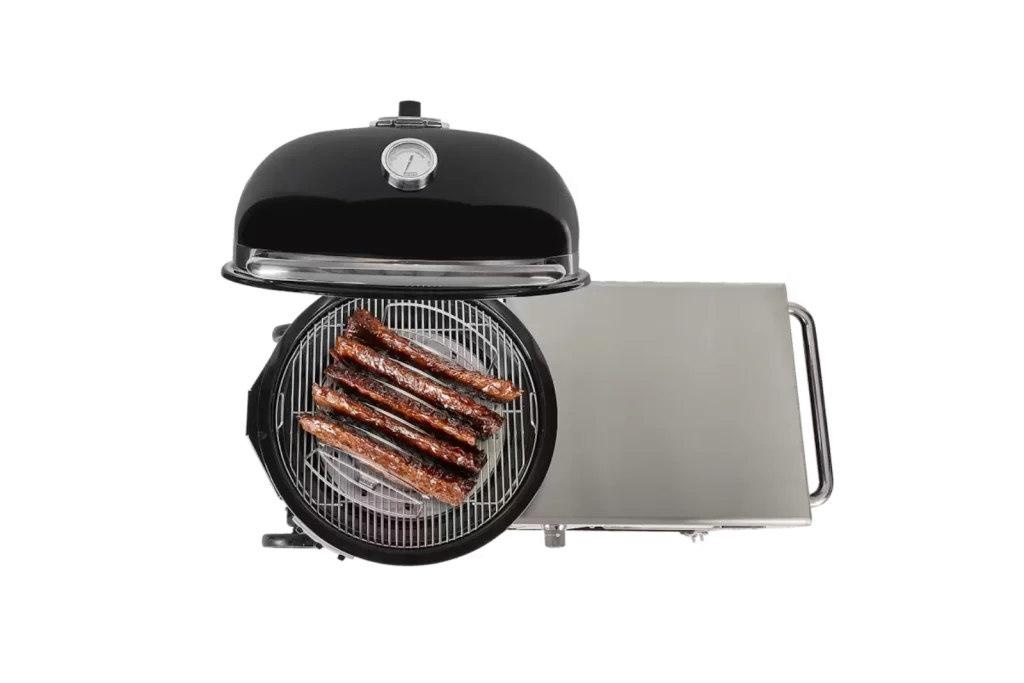 Weber Kamado grill åpen