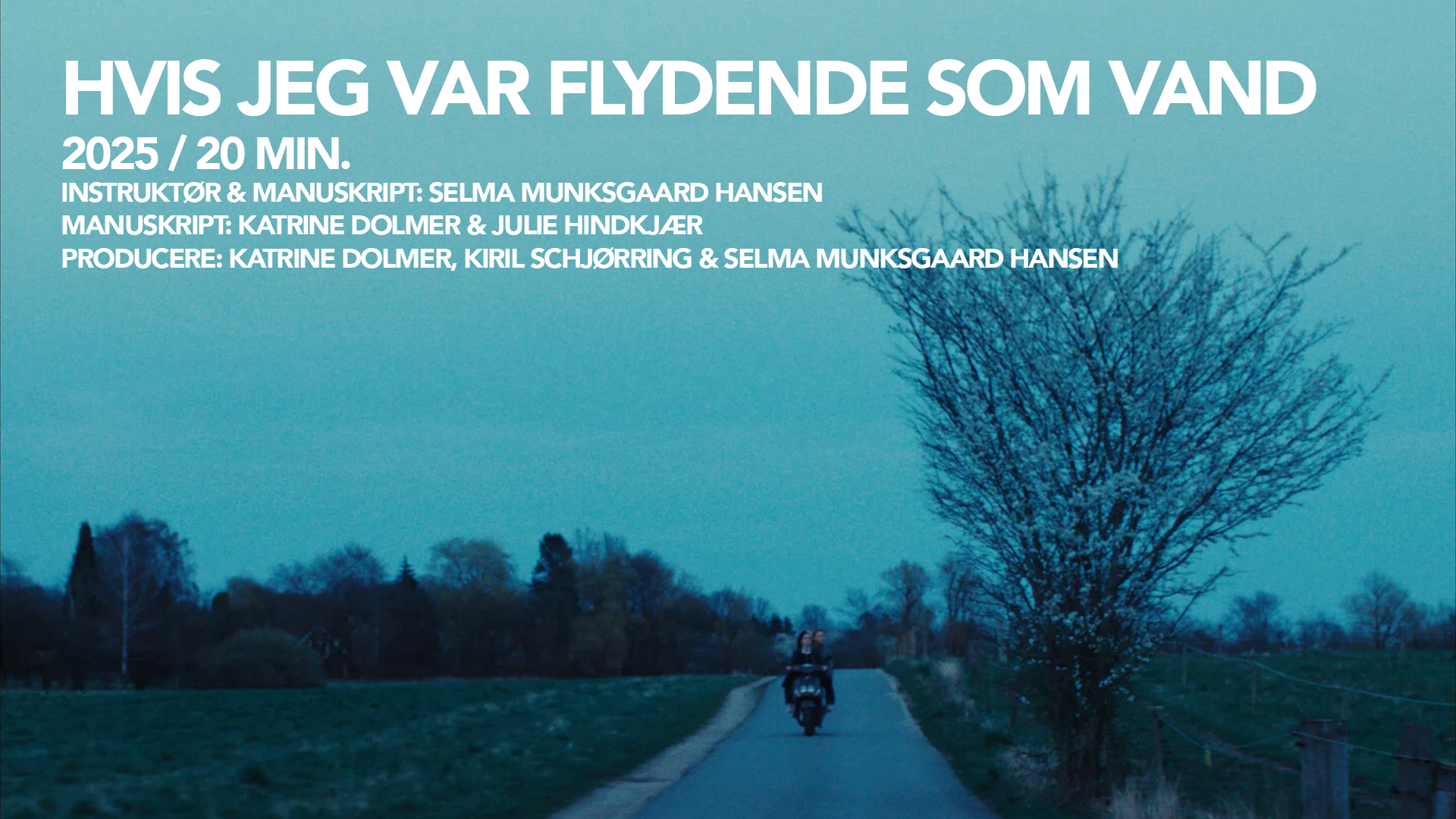 Dage flyver forbi, mens Neel kæmper for at holde sin mors kunstresidens i gang. Men som hun langsomt begynder at finde sig selv, begynder murene at slå sprækker – og vandet finder sin vej ind.