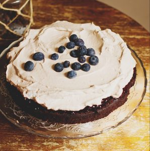 Veganer Blaubeerkuchen mit hellem oder dunklem Boden – jedem nach seinem Geschmack