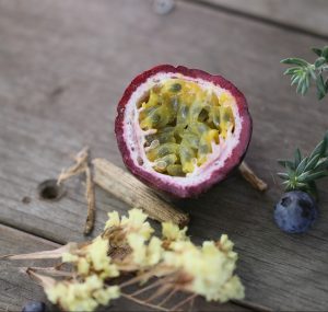 Maracuja für unser veganes Frucht-Tiramisu mit Maracuja