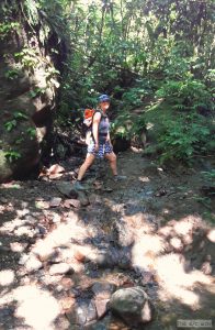 Wandern auf Martinique mit Kind - erst hoch zum Wasserfall, dann ...