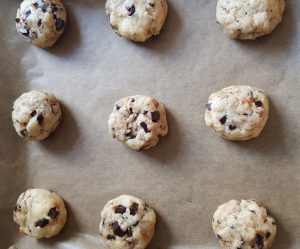 Ab in den Ofen mit den veganen Chewy Chocolate Chip Cookies