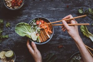 Reisnudeln mit Pak Choi in Kokosmilch, vegan und glutenfrei