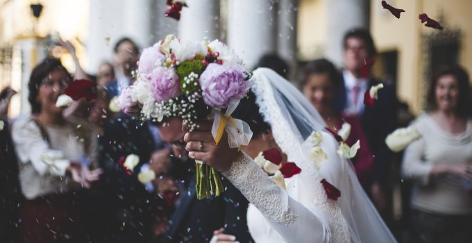 Choisir les Fleurs et la Décoration : Créez un Jardin d'Amour pour Votre Mariage