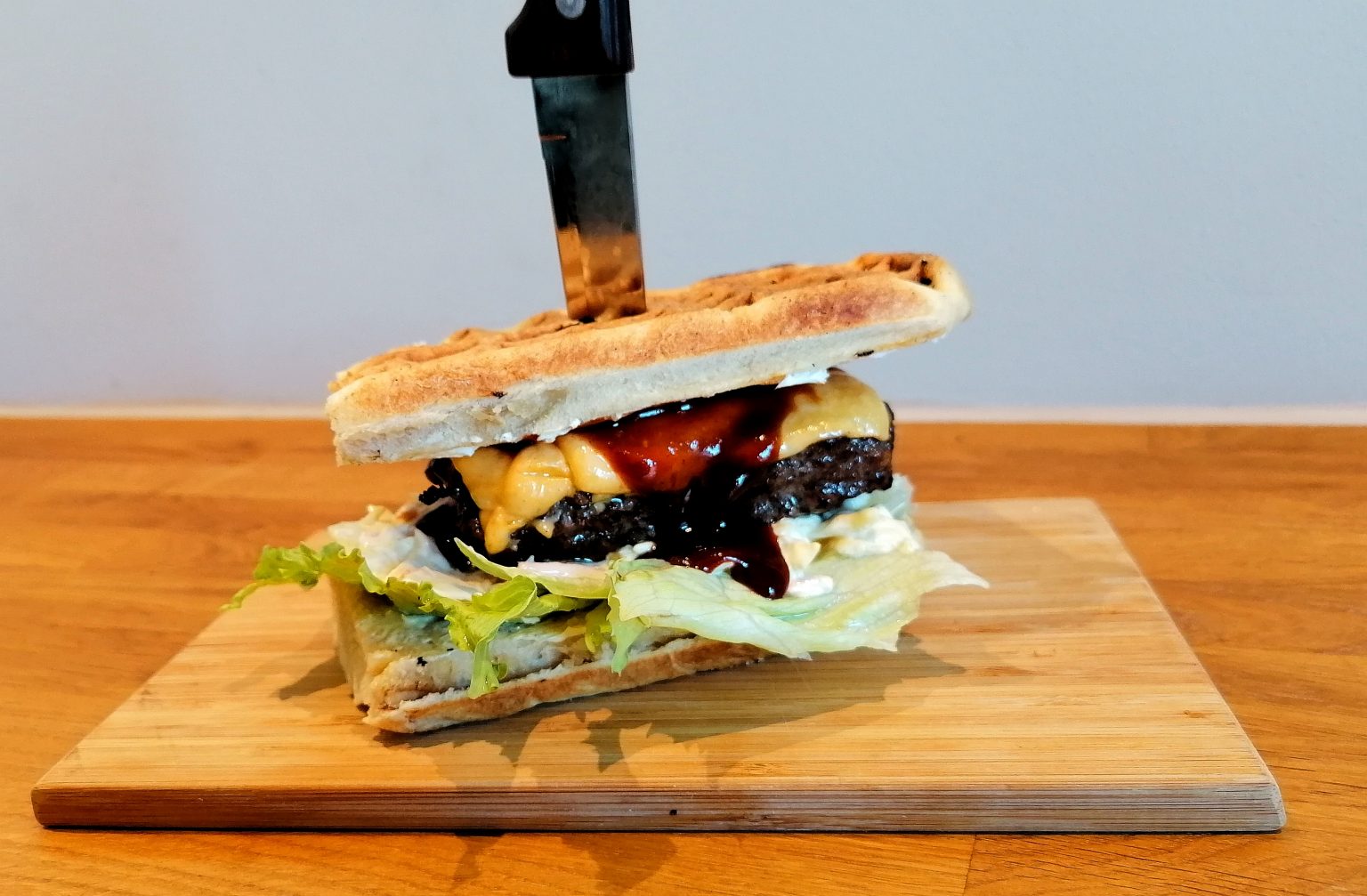 Square burger buns The Bacon Pit