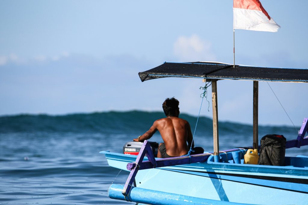 Ekas surf spot boat ride