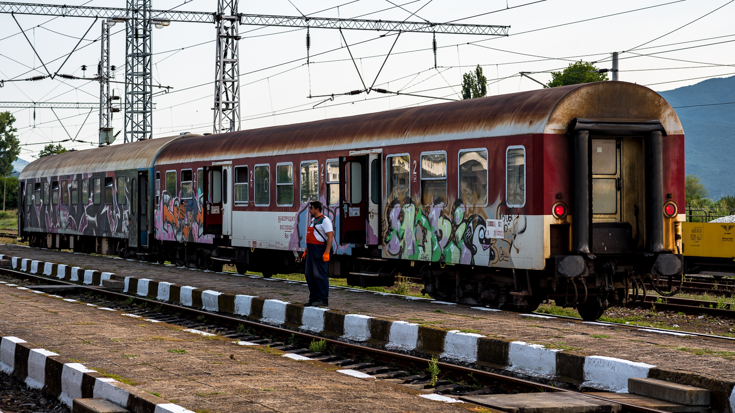 Train from Bulgaria to Greece