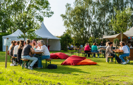 Stoelmassages Op Locatie Bij Trinamiek Festival