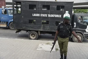 Lagos Task Force impounds eight vehicles for one-way driving in Ikorodu