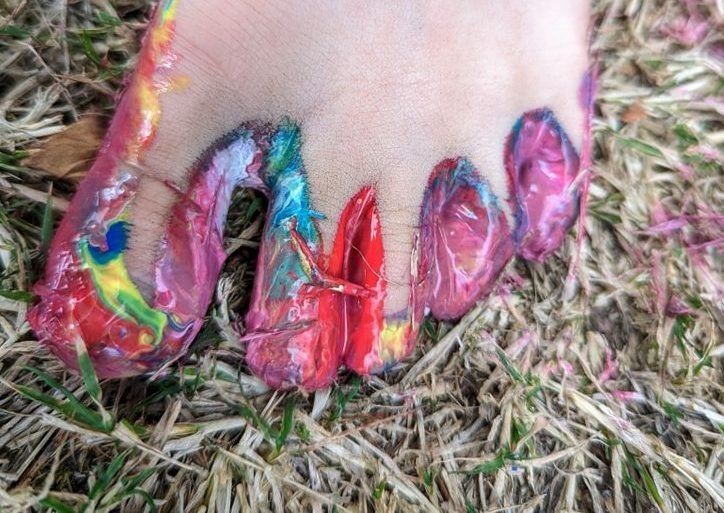 Image of painted toes on a foot