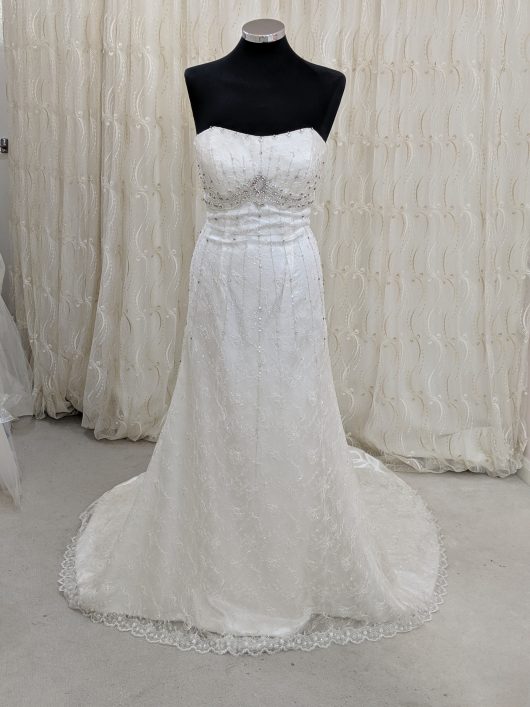 A-line dress with embellishment 4493 2VslashAT sz12 80037 Croydon bridal shop