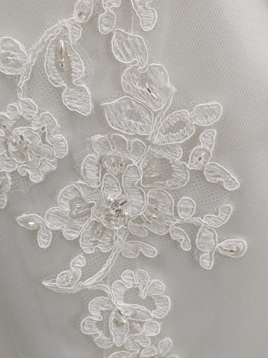 Sweetheart mermaid lace white wedding dress - the london bridal boutique - croyon bridal shop