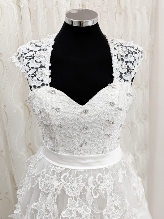 WOO £525 sz 10 12 Lace trim ball dress - tie up back - full skirt The London Bridal Boutique Designer wedding dress samples and ex display stock