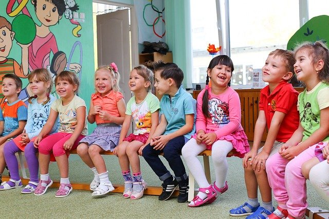 Wandspielzeug für Kinder