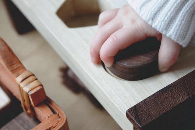 Pädagogisches Spielzeug nach Montessori zur Lernförderung