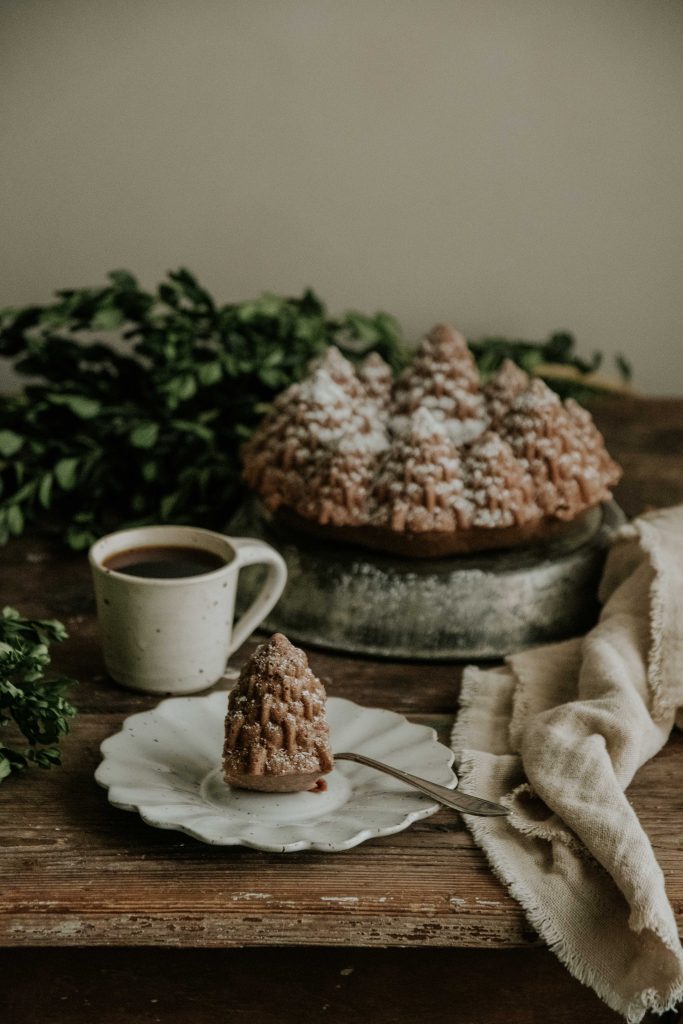 Gingerbread bundt cake in the most beautiful forest cake pan - The Nordic  Kitchen